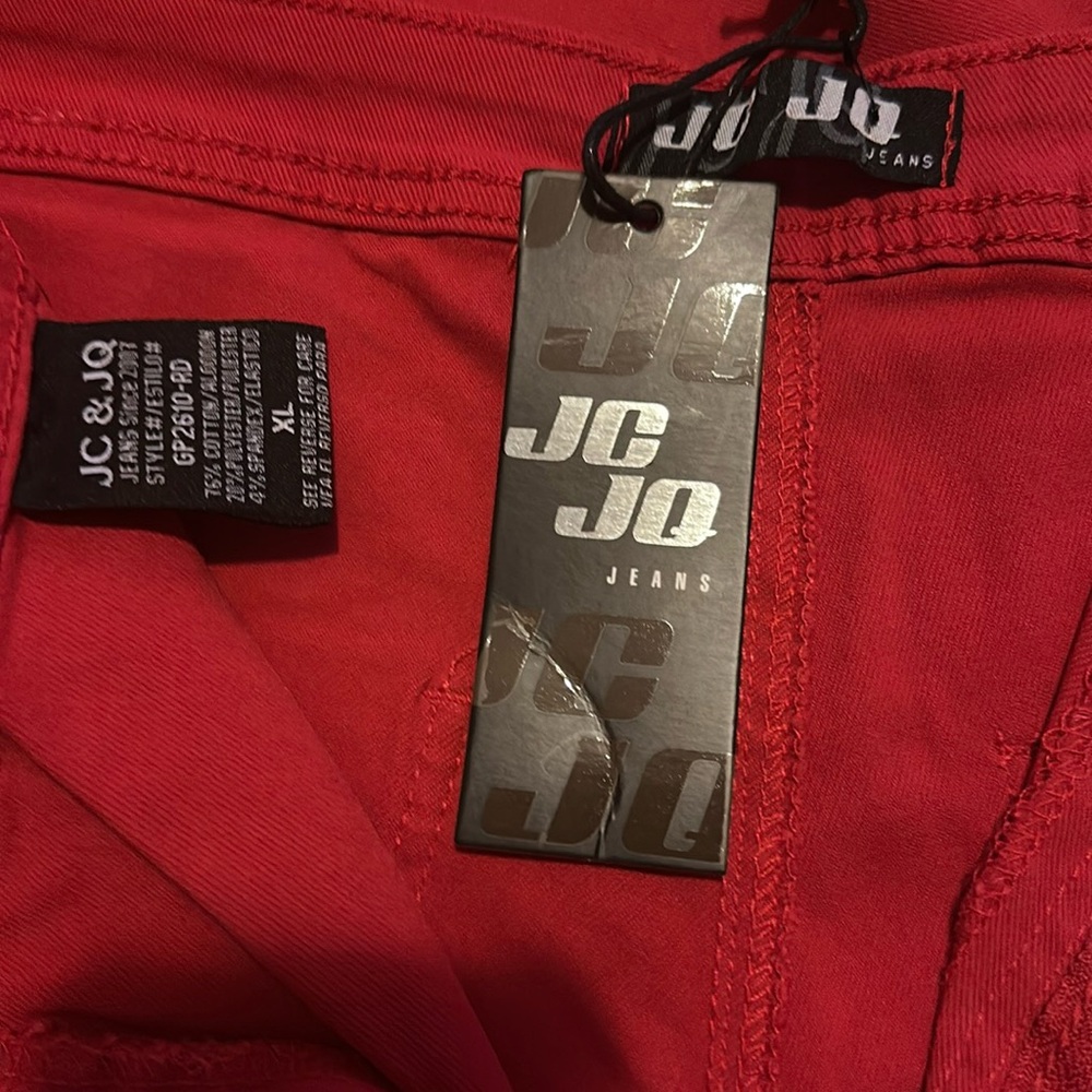 Red non distressed flare